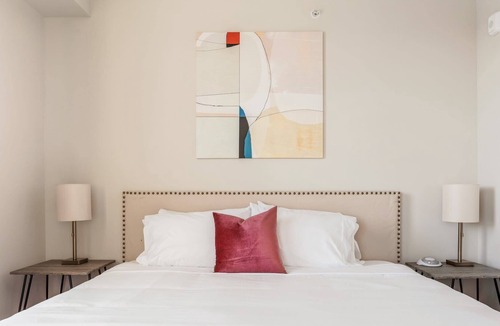 Lowry Hill East Apartment | Kasa | Comfy 2 BD + Pet Friendly | Minneapolis
