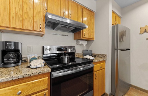 Lakeside Village Condo | Keystone Condo w/Panoramic Lake and Mountain Views, Shared Hot Tub & Sauna