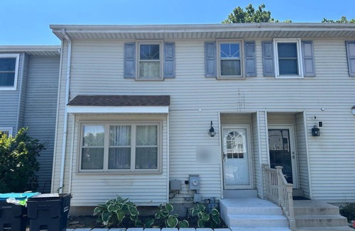 Newark House | KUSA Homes - Cozy 3BR Near UD & Hospitals