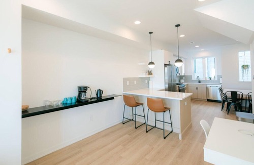 Berkeley House | Lake view Spa oasis in the city of Denver (hot-tub on the roof top)