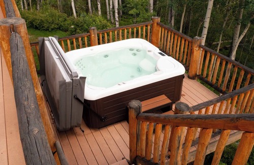 Twin Lakes Cabin | Lakeview Mountain Cabin with Wraparound Deck, Hot Tub & Wood Burning Fireplace.