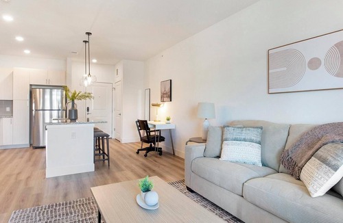 Firestone Apartment | Landing | Amazing 2BD, Clubhouse, Gym