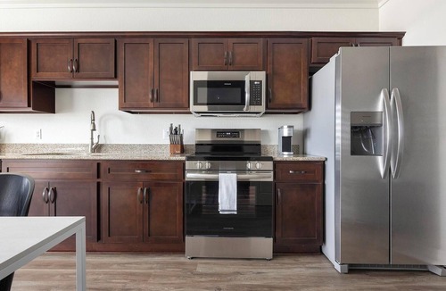 Johnstown Apartment | Landing | Beautiful 1BD, Yoga Studio, Gym