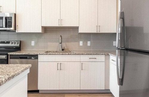 Firestone Apartment | Landing | Chic 1BD, Clubhouse, Gym