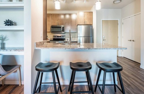 River North Art District Apartment | Landing | Chic 2BD, Gym, Yoga Studio