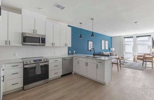 Civic Center Apartment | Landing | Incredible 1BD, Gym, Rooftop Lounge