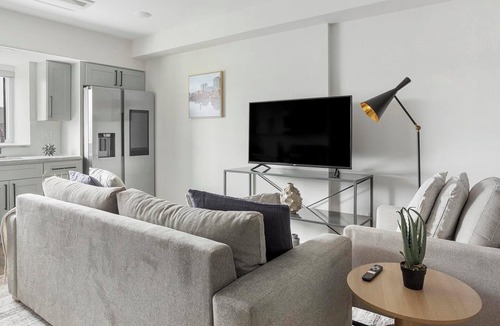 Spruce Hill Apartment | Landing | Stunning 2BD, Clubhouse, Gym