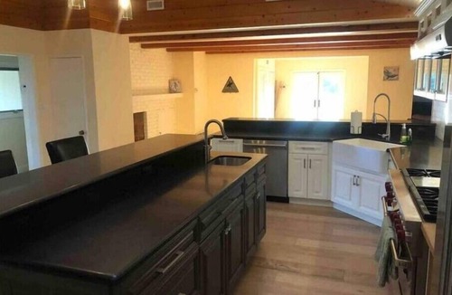 Loma Alta House | Large Coastal Property Near Best Beaches