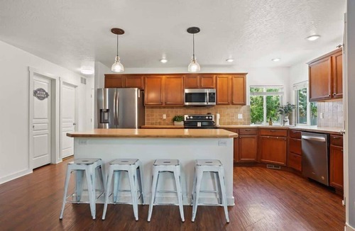Nampa House | Large Nampa Home Sleeps 20 Near Lake Lowell Pool + Bunk Room