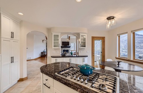 Highland Meadows House | Large West Vail Luxury Home with Gorgeous Views and Amenities