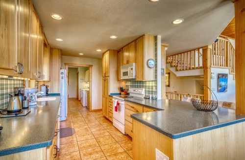 San Juan River Village House | Last-Min Summer Escape! Book Jul/Aug Stay by 7/31, 15% Off