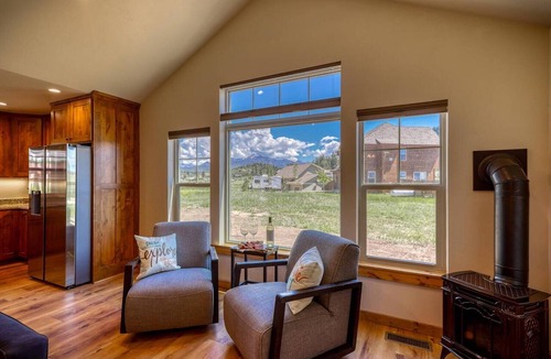 Pagosa Highlands House | Last-Min Summer Escape! 15% Off Your August Stay. Must Book By 8/17/26.