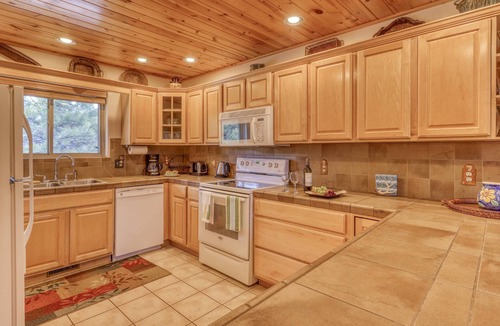 Pagosa Highlands House | Last-Min Summer Escape! 15% Off Your August Stay. Must Book By 8/17/26.