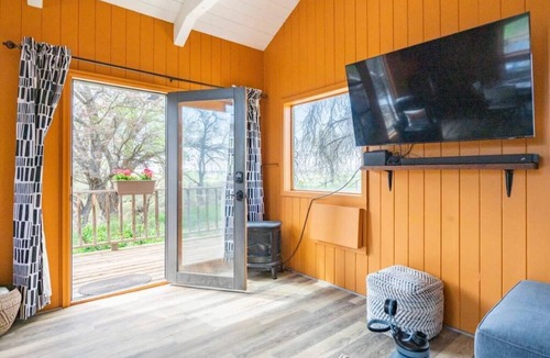 Palisade Cottage | Lavender Farm Cottage in Palisade Wine Country
