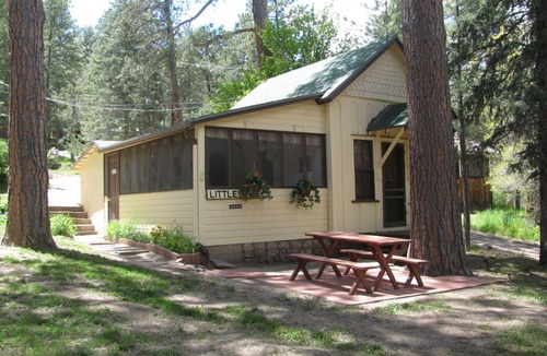 Beulah Cabin | Little Pine Cabin/1 bed, 1 Bath
