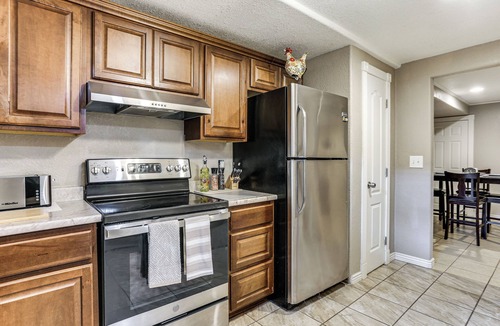 Columbine Apartment | Littleton Apt w/No Cleaning Fee near Chatfield!