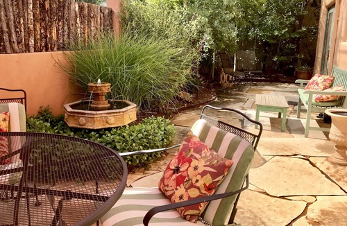 Santa Fe Condo | Location&Luxury: Famers Market, Plaza, Baca, Dining, & Galleries. MONTHLY