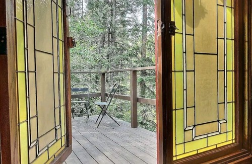 Bailey Cabin | Log Cabin on the River Hot Tub, Stars, Ultimate Escape