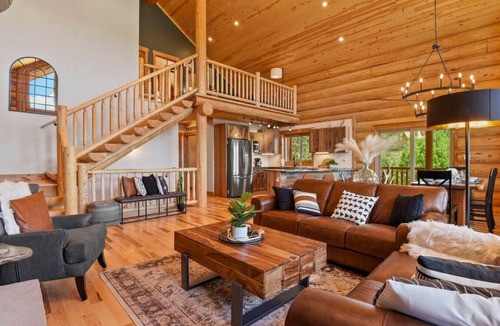 Spring Valley Cabin | Log Cabin | Private Hot Tub | Stunning Lake Views
