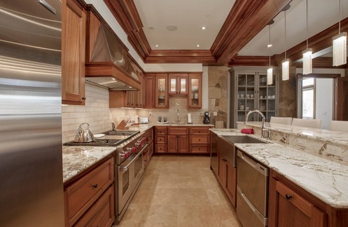 Mountain Village House | Lorian 4 Luxurious Ski-In Ski-Out Condo - 4Bd, 4.5Ba - Sleeps 12