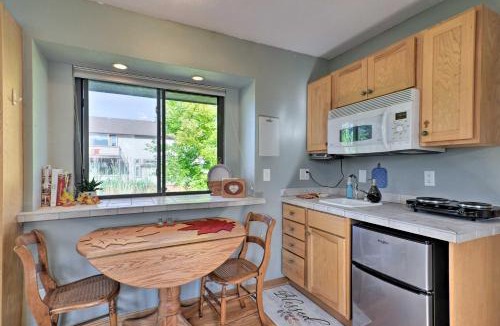 Loveland House | Loveland Guest House w/Balcony by Boyd Lake