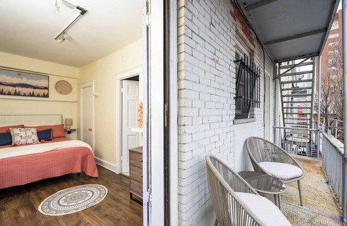 Capitol Hill Apartment | Lovely monthly rental in heart of Cap Hill!