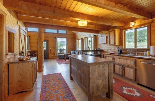 Pagosa Springs Cabin | Lux Hot Tub Cabin. Huge VIEWS! 35 Acres! Stargazing/Hiking Retreat! No Pet Fees!
