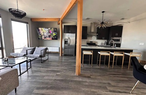 Five Points Condo | Luxe 2BR condo in Denver's Rino Art District
