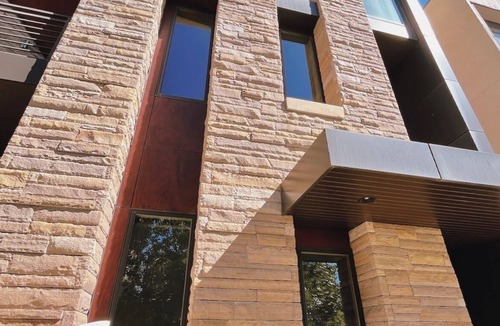 Civic Center House | Luxe 6 floors w parking! Walk to museums, Convention Center, shops & cafes.