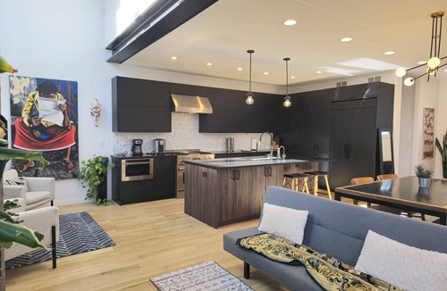 Villa Park House | Luxury 4BR/4BA Denver Rooftop Fire Pit Skyline Views Near Broncos, Red Rocks