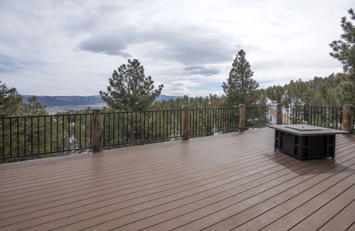 Buena Vista House | Luxury 6500 sq ft Mountain Lodge w/stunning views, gourmet kitchen and theater
