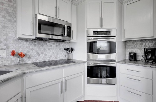 Evergreen House | Luxury Evergreen Retreat, Sauna, Hot Tub, Views, 4BR Near Red Rocks