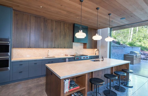 Telluride House | Luxury Glass Tiered House by InvitedHome | Panoramic Views, Hot Tub, Private