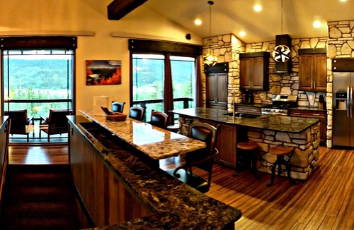 Alma House | Luxury Home, minutes from Breckenridge, Indoor Hot Tub, Mountain Views
