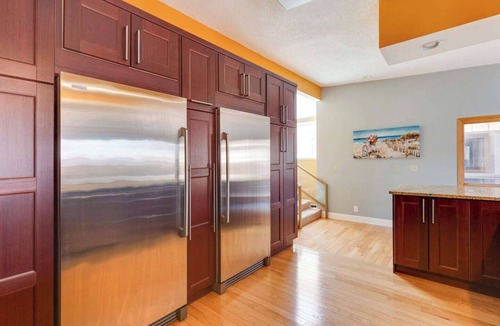Downtown Minneapolis House | Luxury Minneapolis Retreat: Large Groups, Weddings & Family Gatherings