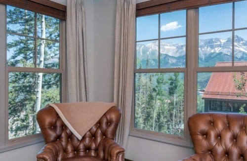 Mountain Village Condo | Luxury Mountain Village 4BR Condo with Mountain Views, free Shuttle, ski access