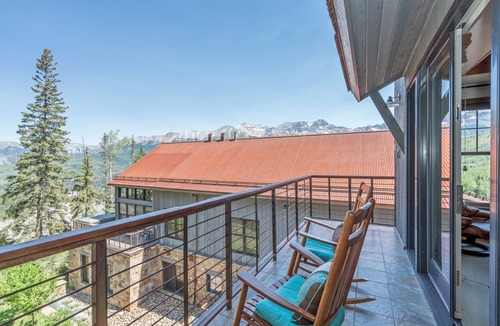Mountain Village Condo | Luxury Mountain Village 4BR Condo with Mountain Views, free Shuttle, ski access