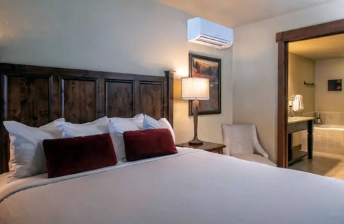 Breckenridge Resort | Luxury One-Bed Condominiums