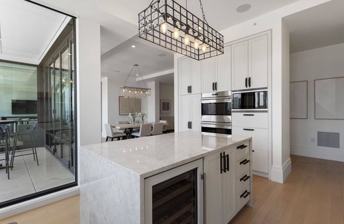 LoDo Condo | Luxury Penthouse 1928 with 3 Beds, Rooftop Pool, Concierge & Views