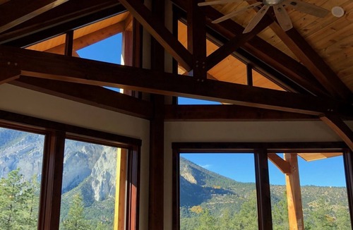 Nathrop Cabin | Luxury Timber Frame Mountain Cabin: Spectacular Chalk Cliffs and Canyon Views