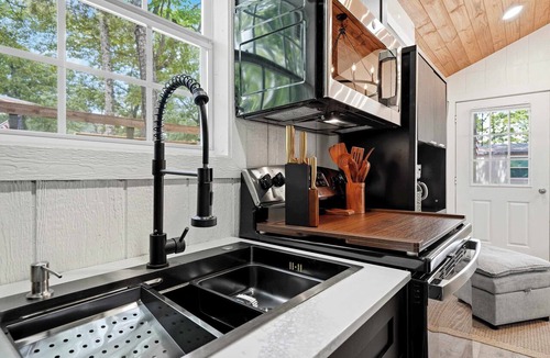 Park Hill House | M at elkcreek -Modern Tiny Home Lake Tenkiller-Hot Tub-Firepit