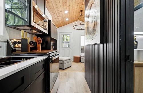 Park Hill House | M at elkcreek -Modern Tiny Home Lake Tenkiller-Hot Tub-Firepit