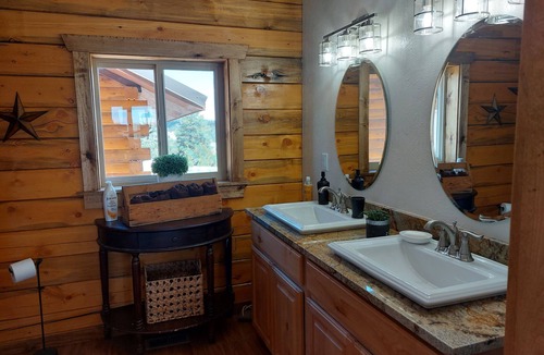 Westcliffe Cabin | Magnificent Cabin views of Sangre De Cristo Mountain Range & Wet Mountain Valley