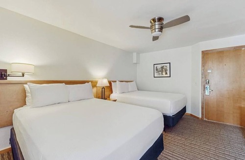 West End Cabin | Main Street stay - pool & hot tub - walk to lifts, dog-friendly, balcony