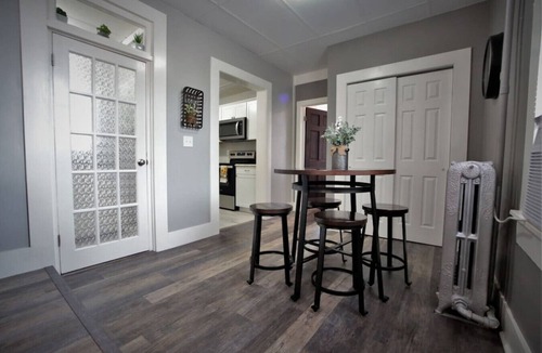 Manitou Springs Apartment | Manitou Apartment 2A