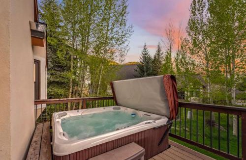 Matterhorn Village House | Matterhorn Haven LUXE Vail Retreat w Hot Tub