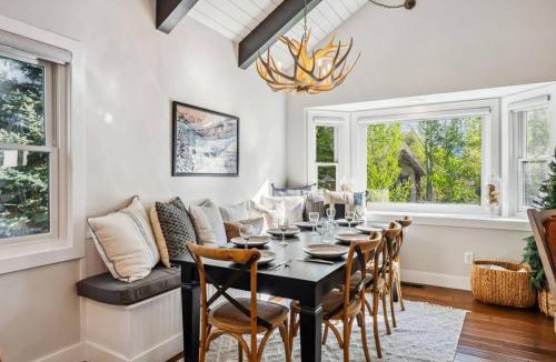 Matterhorn Village House | Matterhorn Haven LUXE Vail Retreat w Hot Tub