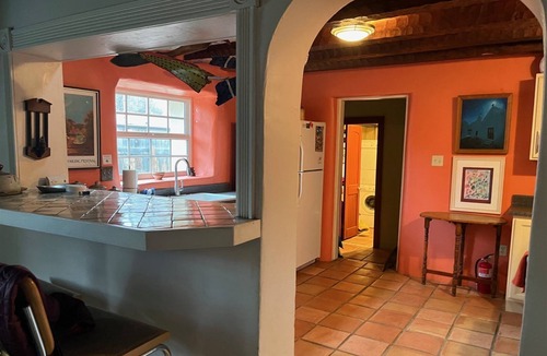 Taos House | Middle of Town Close to Everything