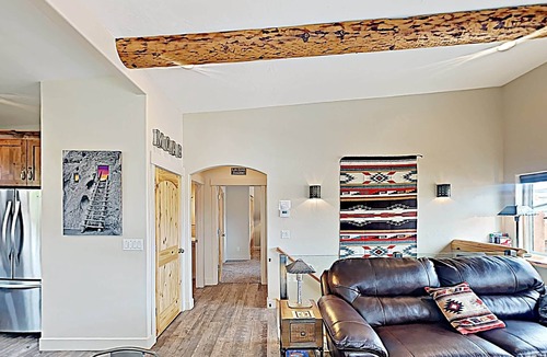 Moab South Valley Condo | Moab Village Luxury Retreat Gorgeous views, PVT Hot Tub, 3 STE, 3.5 BTH, 1.5 KT