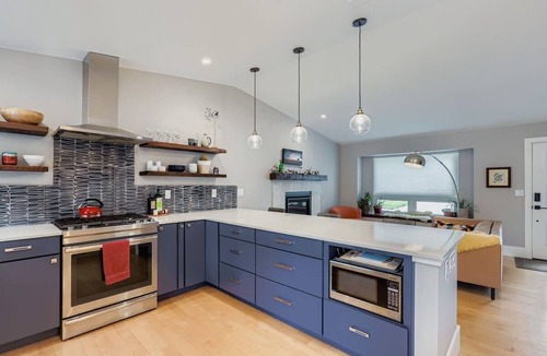 Louisville House | Modern 2 BR with Outdoor Living - Walk to Downtown